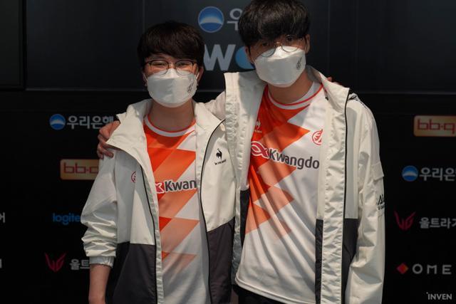 压制对方后 压制对方后