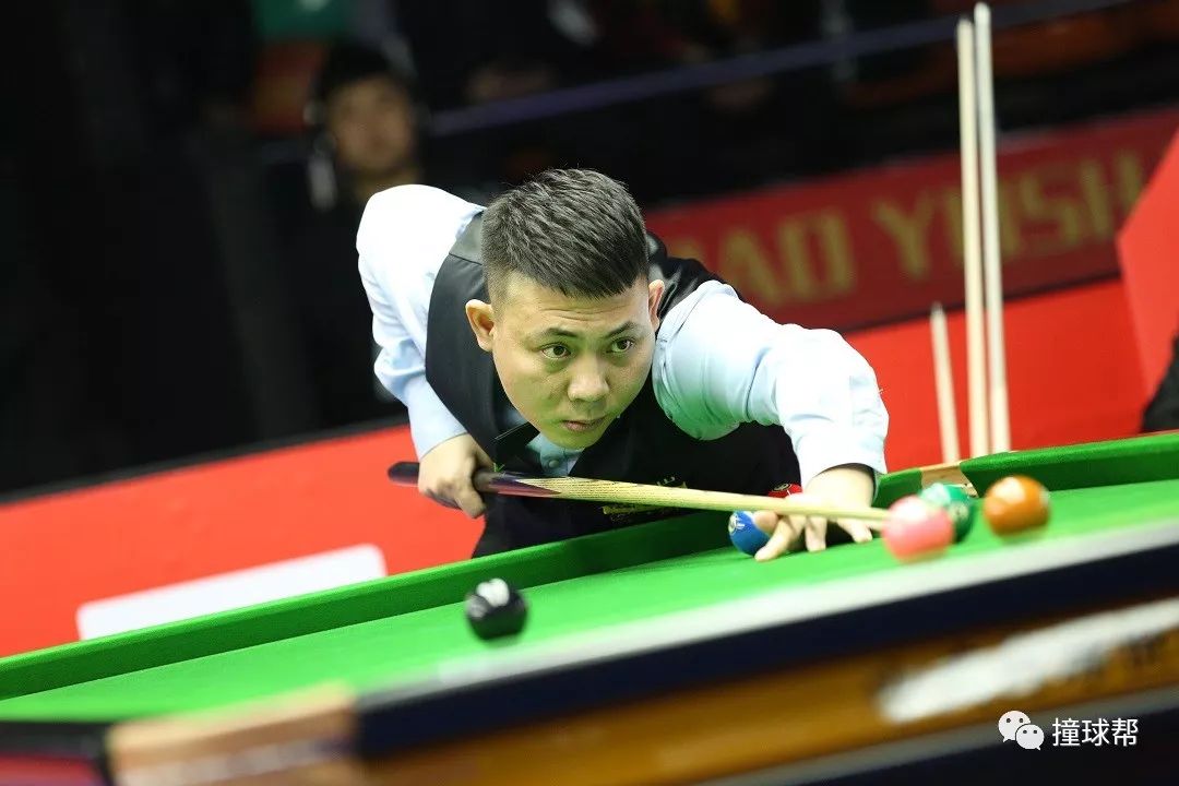 的赛场中 的赛场中