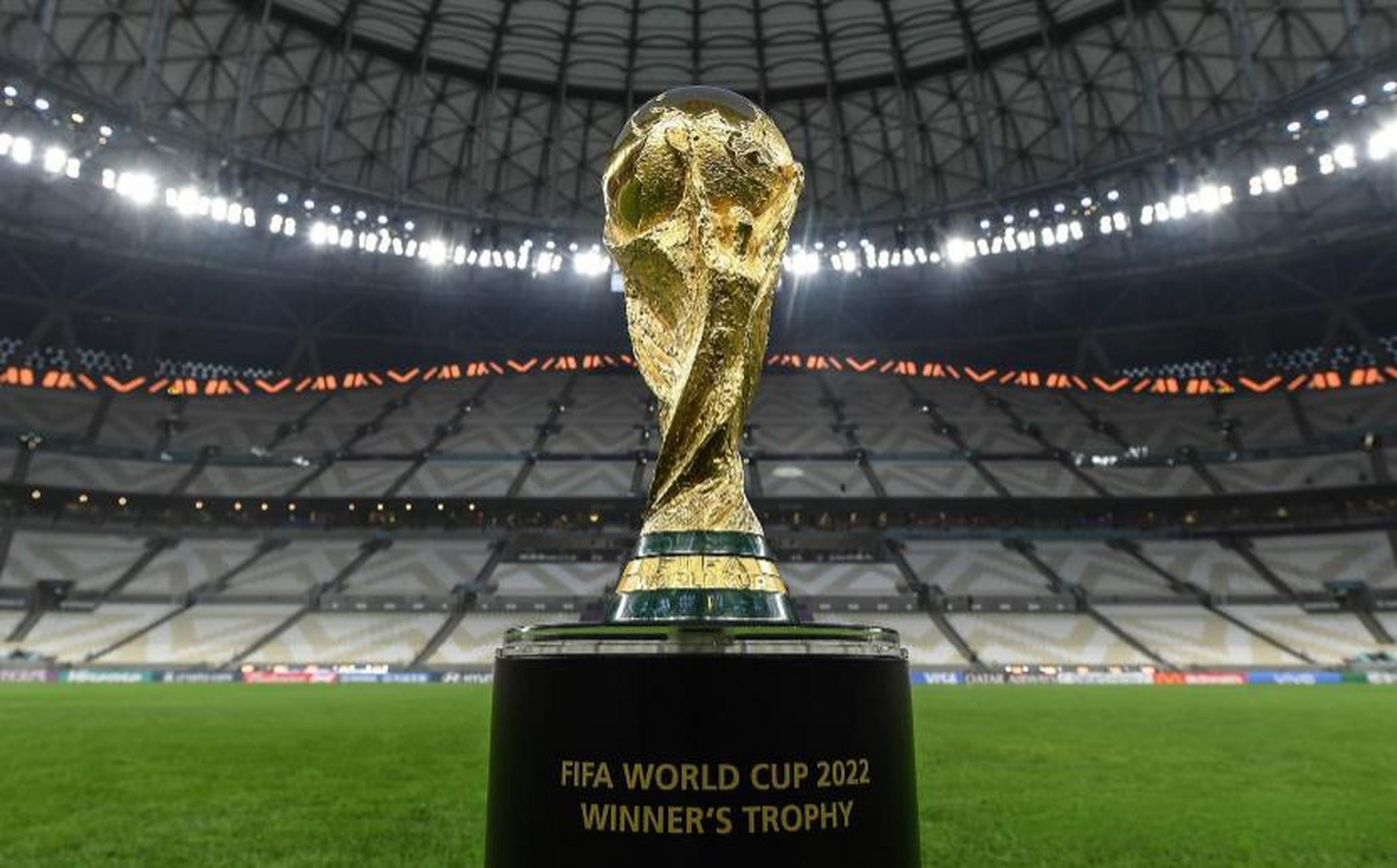 将镜头拉到 将镜头拉到